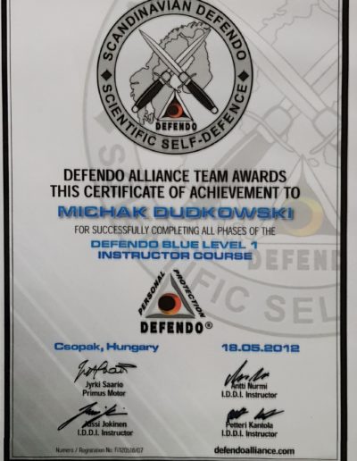 Instructor Defendo Blue Michał Dudkowski